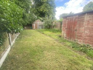 70 Chantry Avenue, Bloxwich, Walsall, WS33EZ